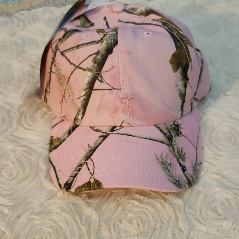 3🚨/$15 🆕️ RealTree Pink Camo hat - Picture 3 of 7